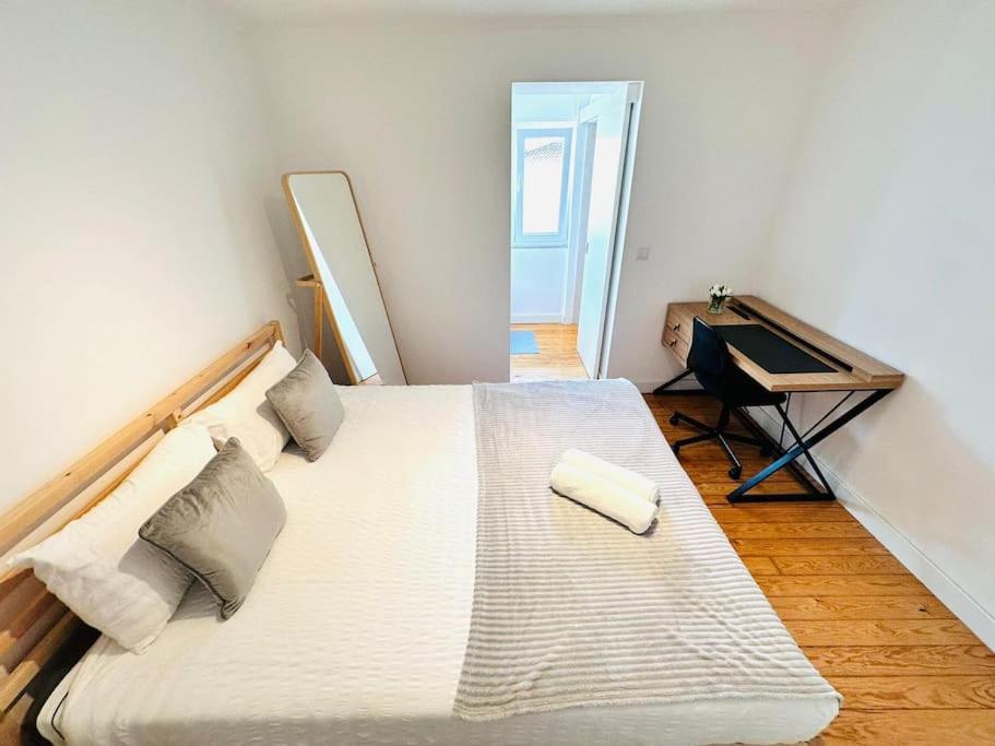 Lisbon City Center Flat For 6 Pp Exterior photo