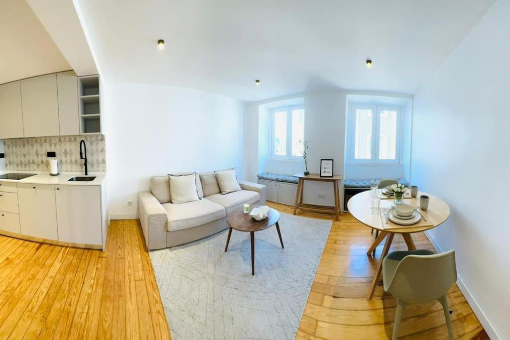 Lisbon City Center Flat For 6 Pp Exterior photo
