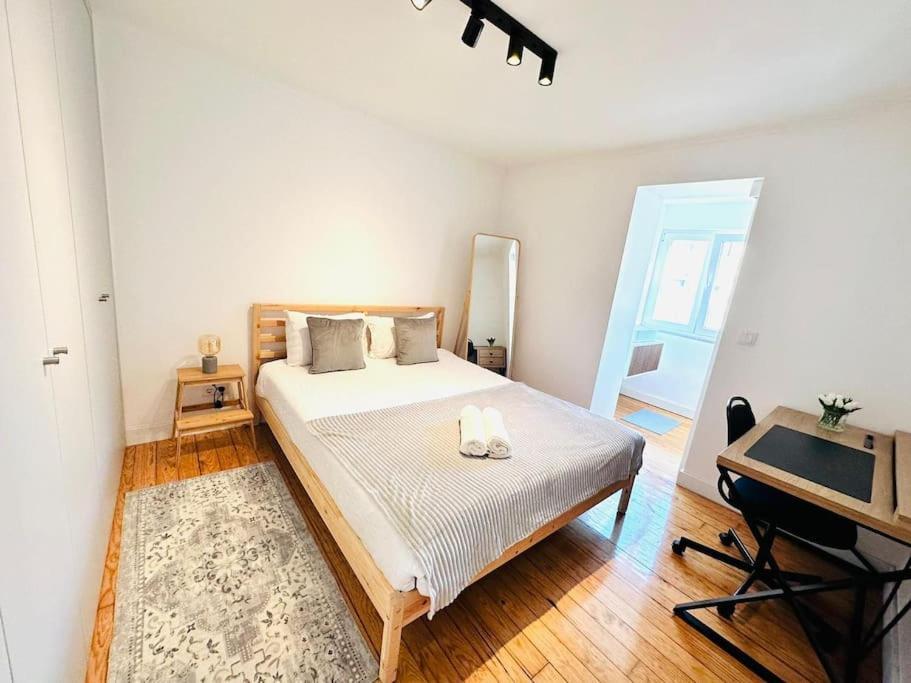 Lisbon City Center Flat For 6 Pp Exterior photo